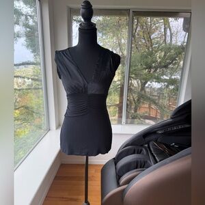 THE LIMITED Black V-Neck Top Blouse Career Office Essential Size XS